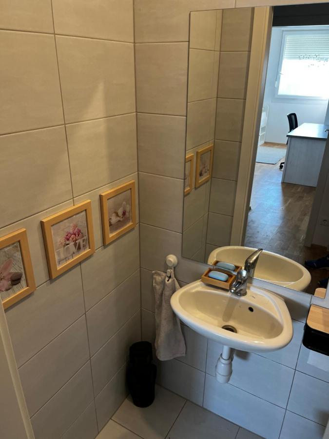 Apartman Vanesa Appartement Split Buitenkant foto